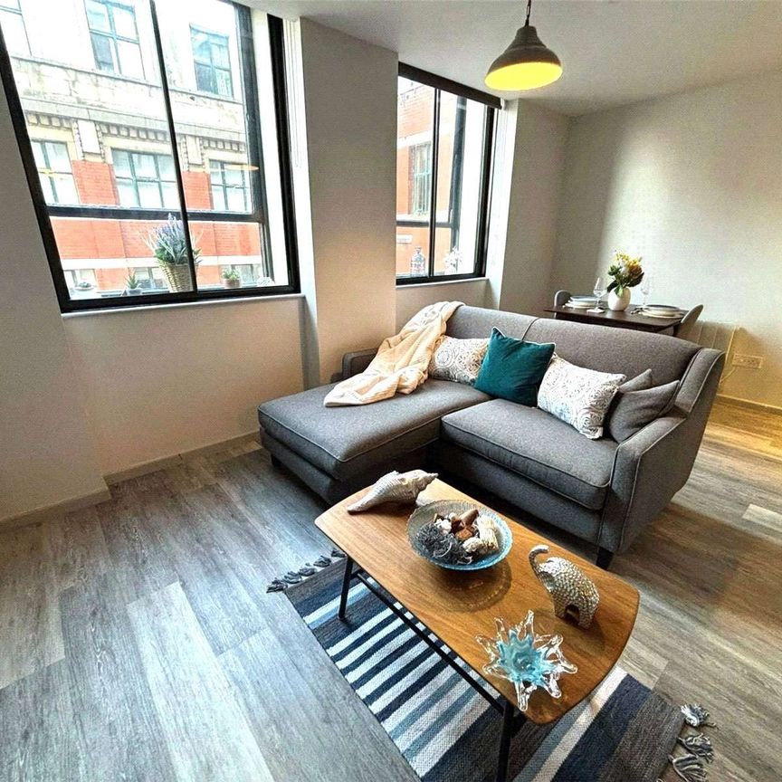 Fully Furnished One Double Bedroom Apartments at the Uncle Development, located in a prime M1 location. AVAILABLE NOW! - Photo 1