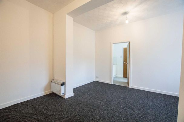 1 Bedroom Apartment - Above Shop - Photo 1