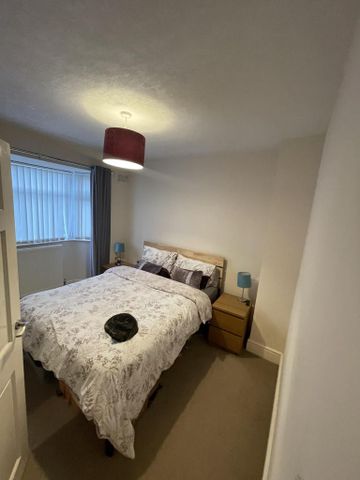 3 bedroom terraced house to rent - Photo 4