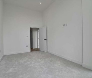 Handleys Corner, Palmerston Road, Southsea, PO5 - Photo 5