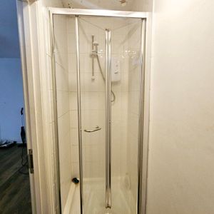 Bellevue Road, SOUTHAMPTON - Photo 3