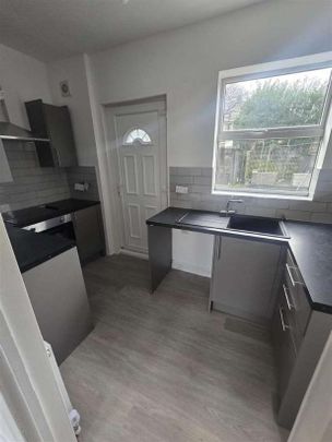 Kingsway, Fenham, Tyne & Wear, NE4 - Photo 1