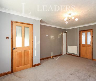 3 bedroom terraced house to rent - Photo 4