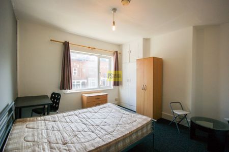 190 Dawlish Road - Photo 2