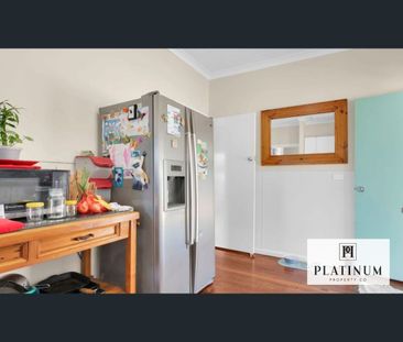 10 Tamar Street, Rangeway, WA 6530 - Photo 5