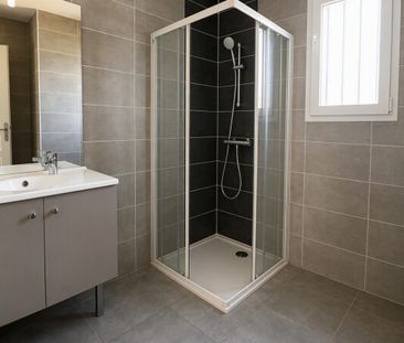 Location Maison 4 pièces 86m² AMBARES ET LAGRAVE 33440 - Photo 5