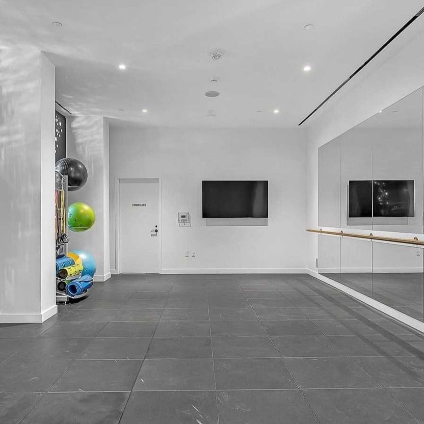 For Lease - 39 Roehampton Avenue Unit# 802, Toronto, Ontario - Photo 1