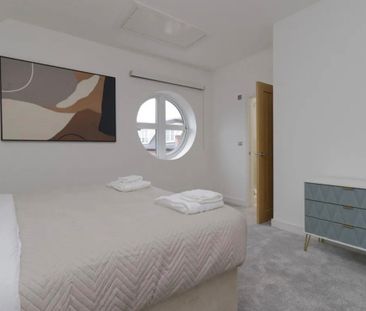 3 Bed Penthouse, Berkeley Court, CV5 - Photo 6