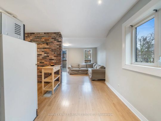 1538 King Street W #2 - Photo 1