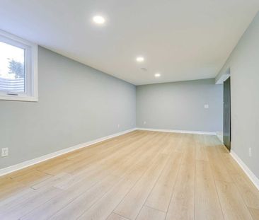For Lease - 2048 Edinburgh Drive Unit# Lower, Burlington, Ontario - Photo 2