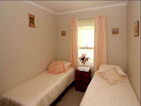 4-Bedroom Family Home in Prime Aberfoyle Park Location - Photo 2