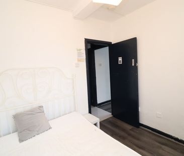 Room in a Shared Flat, Godwin House, E2 - Photo 4