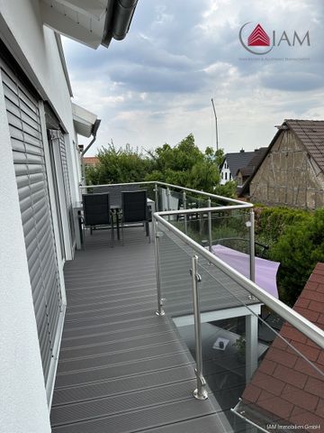 Luxuriöse und moderne 4-Zimmer Wohnung mit Balkon und Landhausküche! - Photo 2