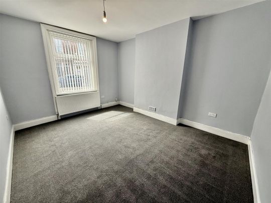 Chandos Street, Deckham, Gateshead - Photo 1