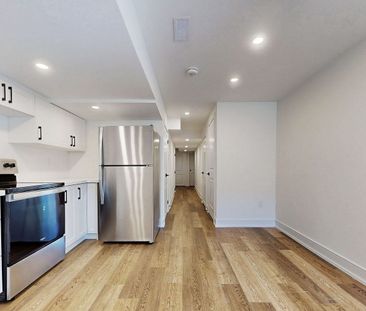 For Lease - 208 McRoberts Avenue Unit# Lower, Toronto, Ontario - Photo 5