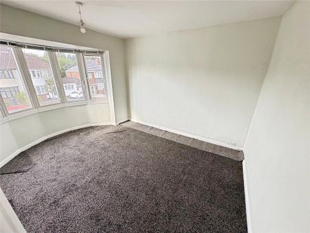 4 bedroom semi-detached house to rent - Photo 2