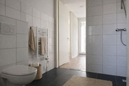 Appartement te huur: Anemonenstraat 1-B1 6163 JV Geleen - Photo 5