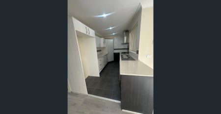 Family home - Photo 3