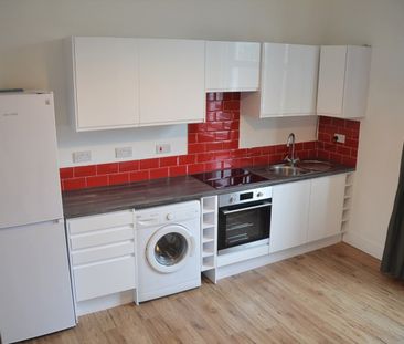 Studio Flat, Gloucester Terrace, W2 - Photo 5