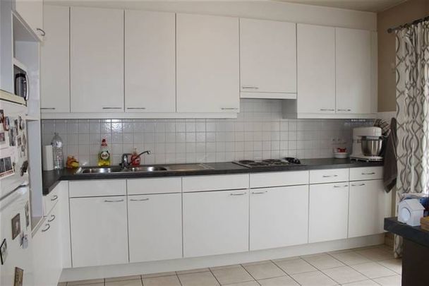Appartement te huur - Photo 1