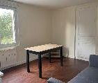A LOUER Centre Ville Un appartement meublé en partie situé au 1er é... - Photo 2