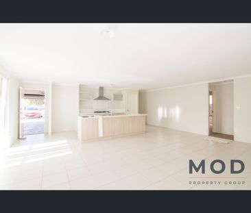 8 Derwent St, Ellenbrook, WA 6069 - Photo 5