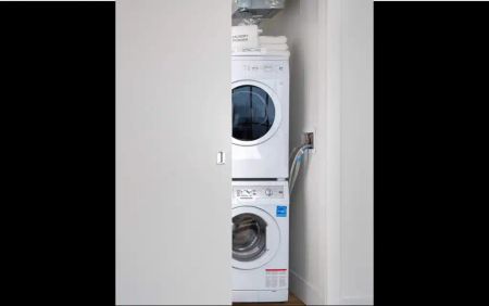 Shoreline West End — 1 Bedroom 1 Bathroom - Photo 5