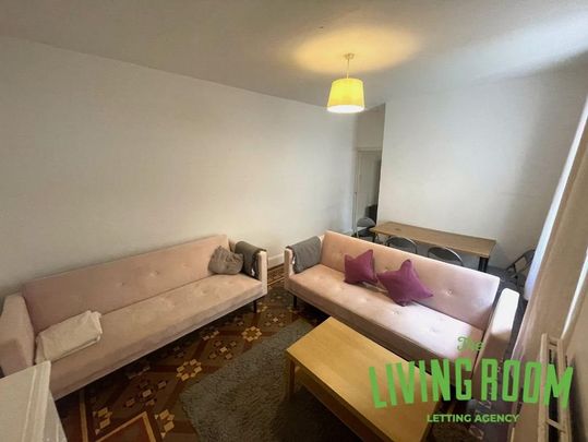 5 bedroom house to rent - Photo 1