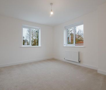 3 bedroom semi-detached house to rent - Photo 1