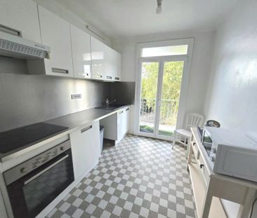 Location Appartement 5 pièces 87m² AIX EN PROVENCE 90ème - Photo 4