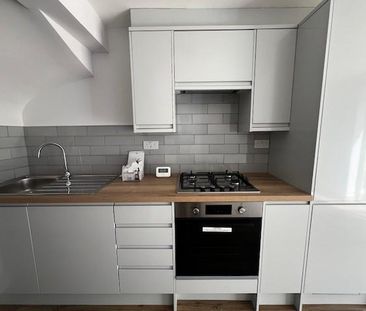 2 bedroom house to rent - Photo 1
