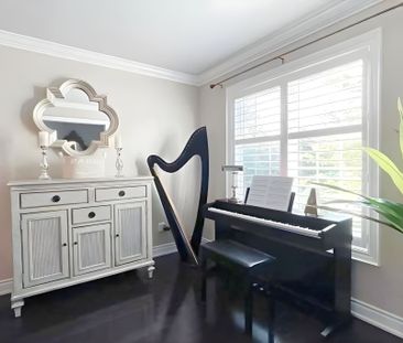 For Lease - 2384 Hollybrook Drive, Oakville, Ontario - Photo 3