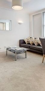 Hill Street, Mayfair, W1J, London - Photo 3