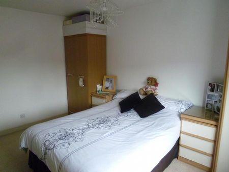 1 bedroom detached house to rent - Photo 5