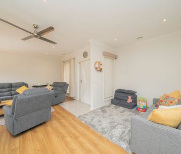 Charming home in Central Berwick - Photo 1