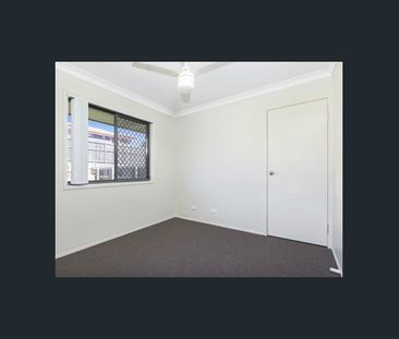 Family Home! - Photo 1