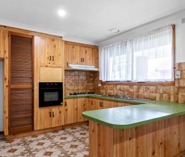 Original Family Home! - Photo 6