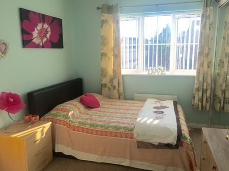 Wesley Road, Castle View, Caerphilly - Photo 3