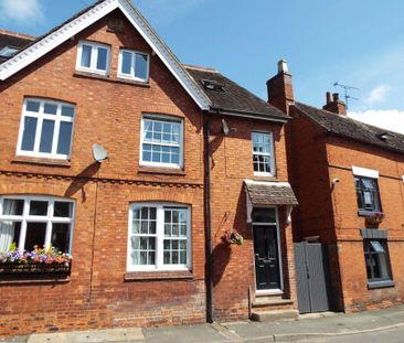 4 bedroom semi-detached house to rent - Photo 1