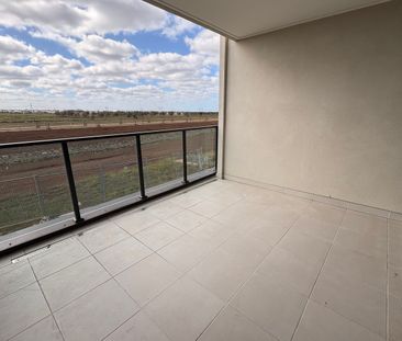 Brand New Fraser Rise Townhouse! - Photo 4