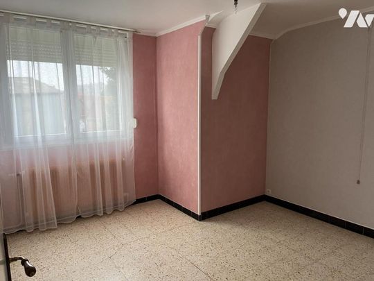 A louer en exclusivité à FRESNOY, très bon état, salle-salon, cuisine, 3 chambres, garage, jardin - Photo 1