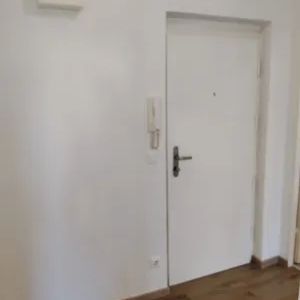 Kleine Wohnung in ruhiger Lage im 23. Bezirk (Nähe Bahnhof Liesing) - Photo 1