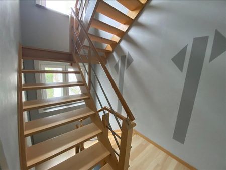 Bel etage woning te Prins Albertlaan Oostende met garage én tuin. - Photo 3