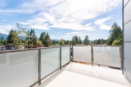 Hub at Pacific Station - Photo 5