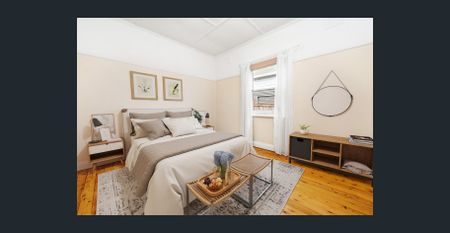 Ideal location! - Photo 3