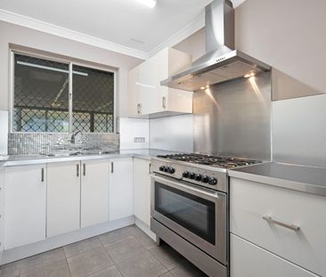 Convenience At Your Doorstep - Photo 5