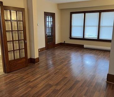 For Lease - 329 Ritson Road, Oshawa, Ontario - Photo 4