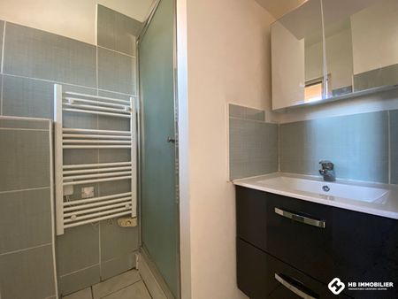 Location Appartement 2 pièces 38m² ROANNE 42300 - Photo 3