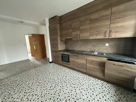 3-room apartment on the 2nd floor – Chemin des Prises 2, Couvet (Val-de-Travers) - Photo 3