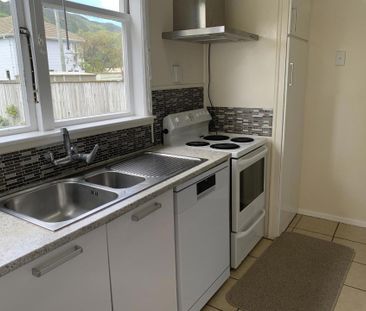 Great Location - Photo 3